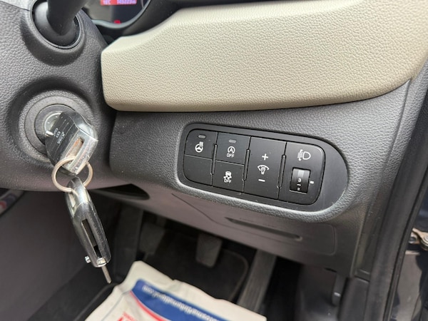 Used Kia Carens 2013 for sale - 76259736: Photo 10