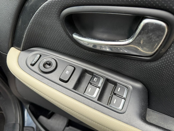 Used Kia Carens 2013 for sale - 76259736: Photo 11