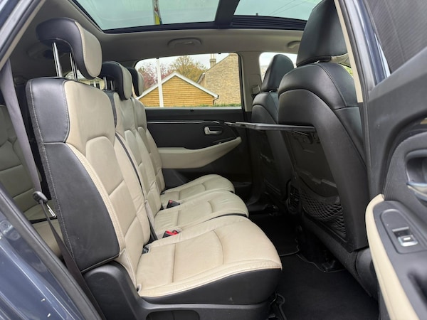 Used Kia Carens 2013 for sale - 76259736: Photo 19