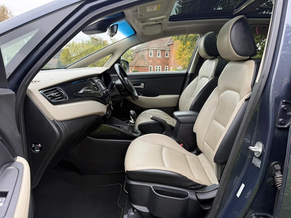 Used Kia Carens 2013 for sale - 76259736: Photo 32