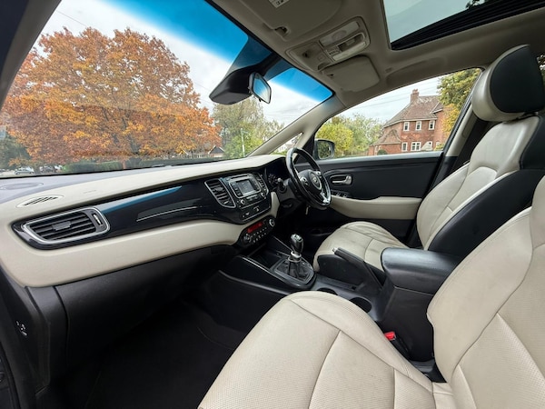 Used Kia Carens 2013 for sale - 76259736: Photo 35