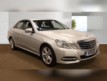 Used Mercedes-Benz E Class 2011 for sale - 78504948: Photo