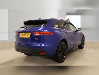 Used Jaguar F-Pace 2019 for sale - 79836363: Photo