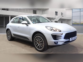 Used Porsche Macan 2015 for sale - 76715140: Photo