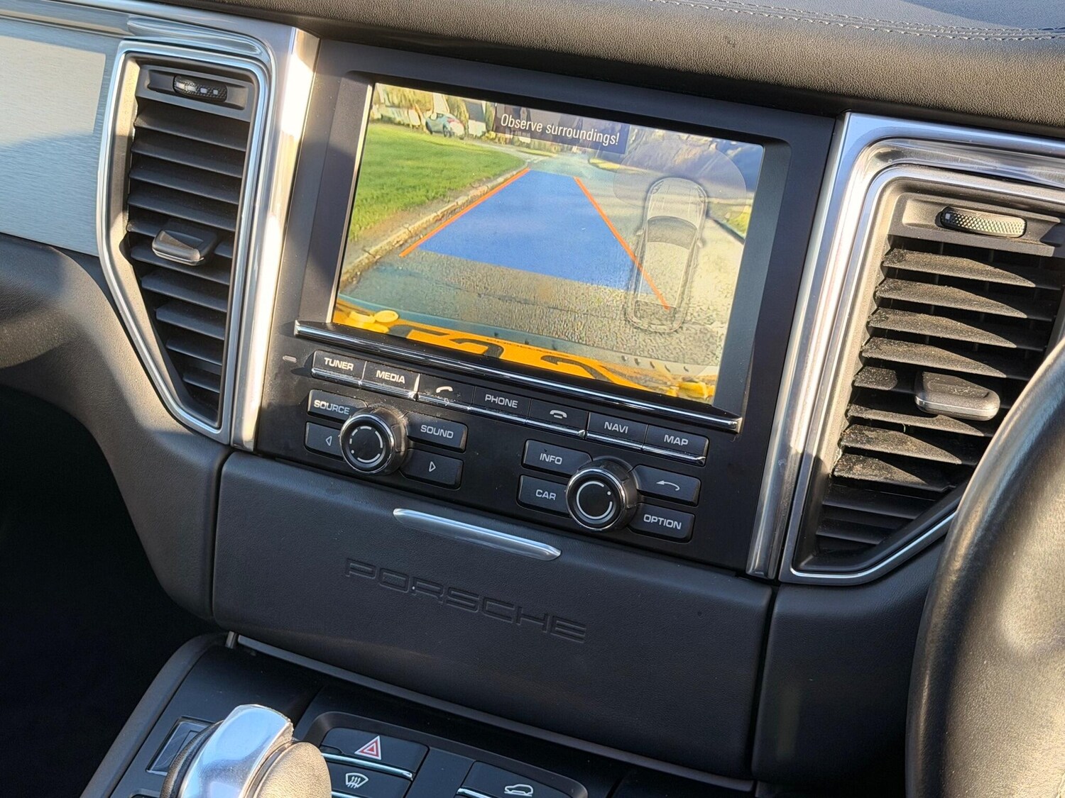 Used Porsche Macan 2015 for sale - 76715140: Photo 39