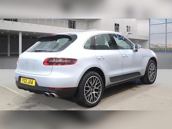 Used Porsche Macan 2015 for sale - 76715140: Photo