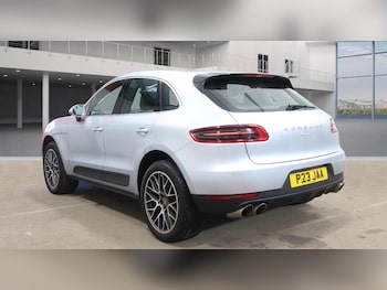 Used Porsche Macan 2015 for sale - 76715140: Photo