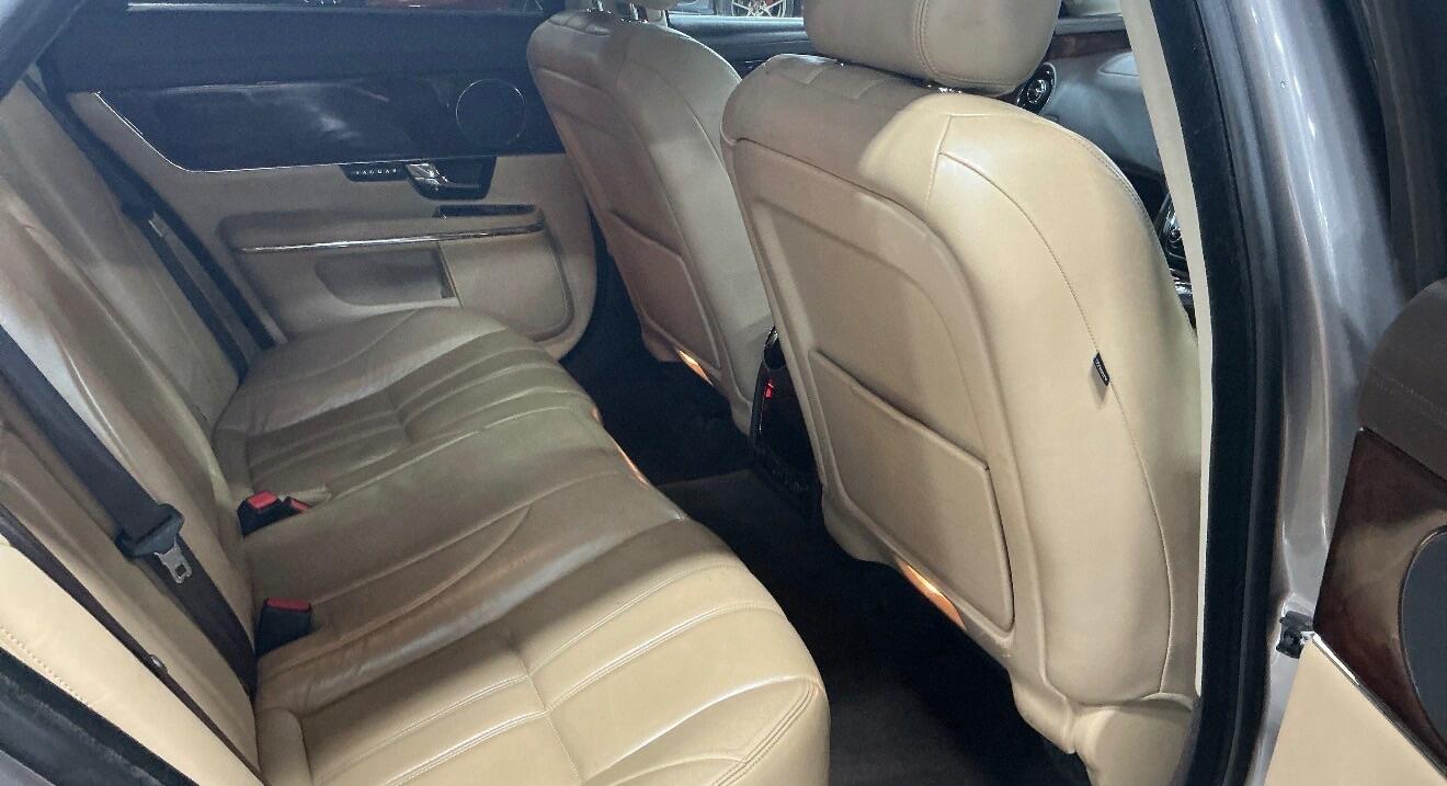Used Jaguar XJ 2010 for sale - 77783616: Photo 8