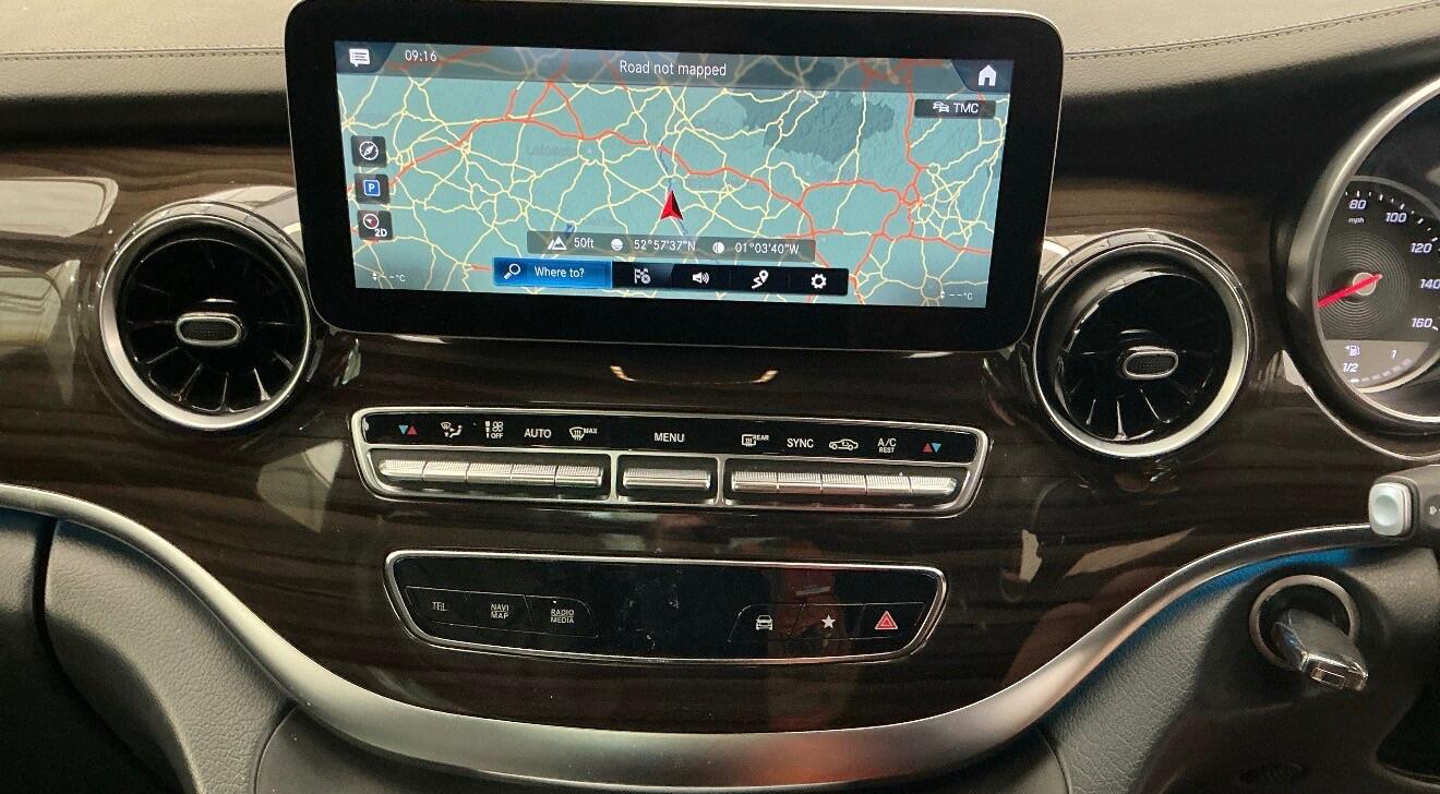 Used Mercedes-Benz V-Class 2022 for sale - 78086638: Photo 10