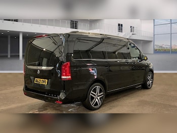 Used Mercedes-Benz V-Class 2022 for sale - 78086638: Photo