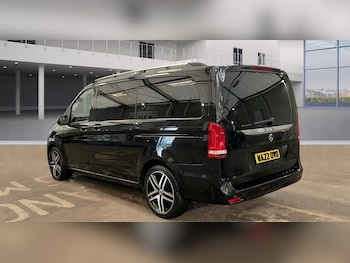 Used Mercedes-Benz V-Class 2022 for sale - 78086638: Photo