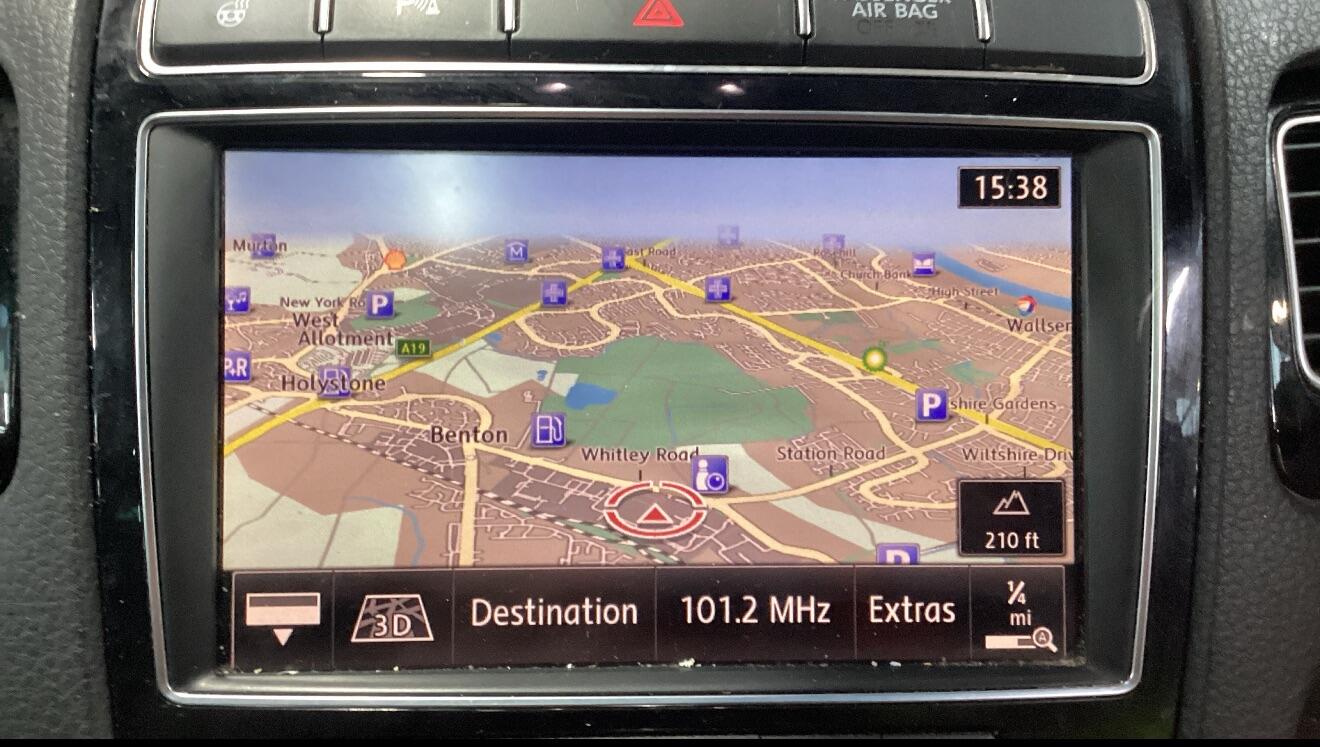 Used Volkswagen Touareg 2016 for sale - 76441311: Photo 8