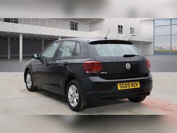 Used Volkswagen Polo 2019 for sale - 77175239: Photo