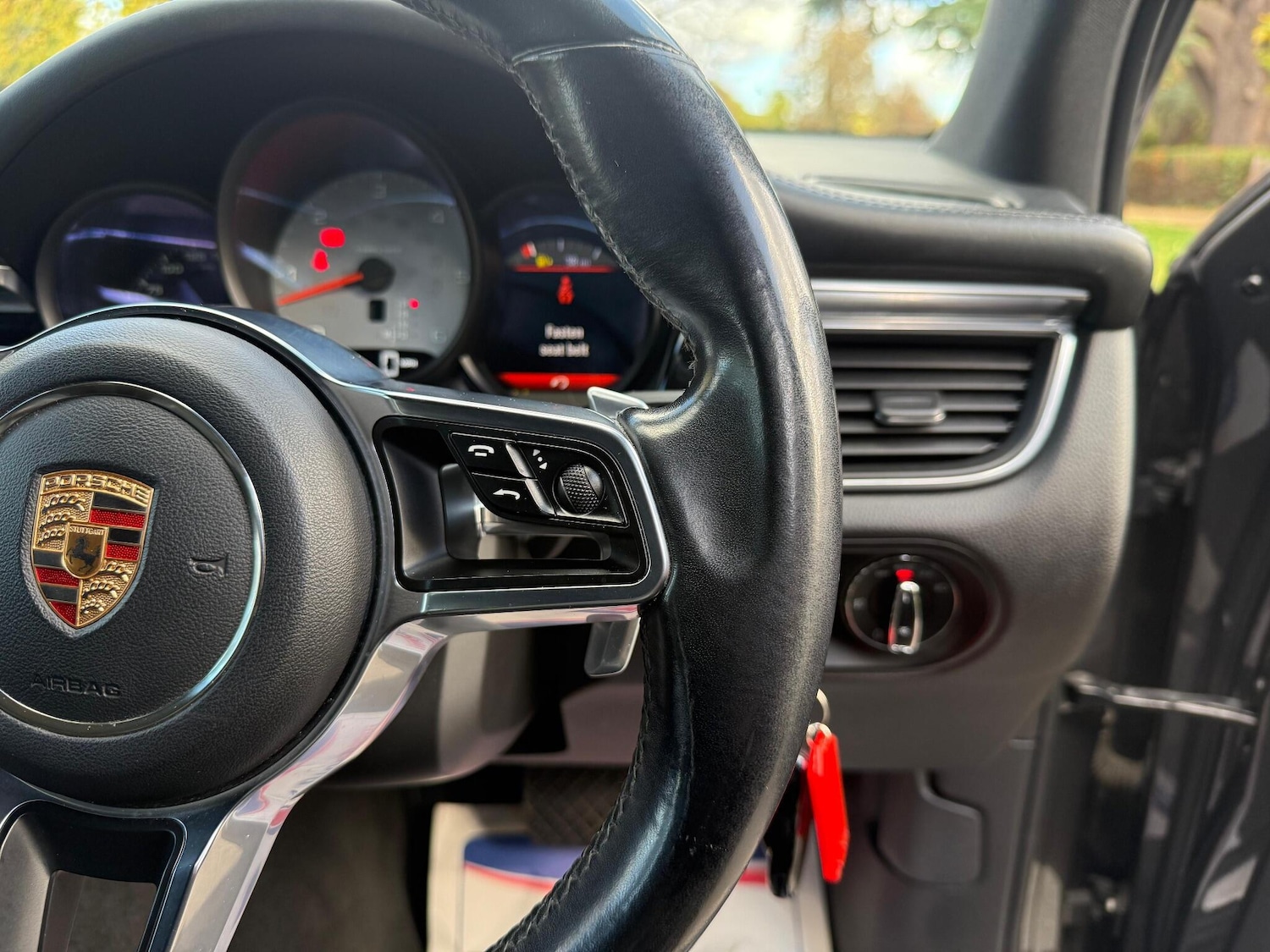Used Porsche Macan 2014 for sale - 76282702: Photo 29