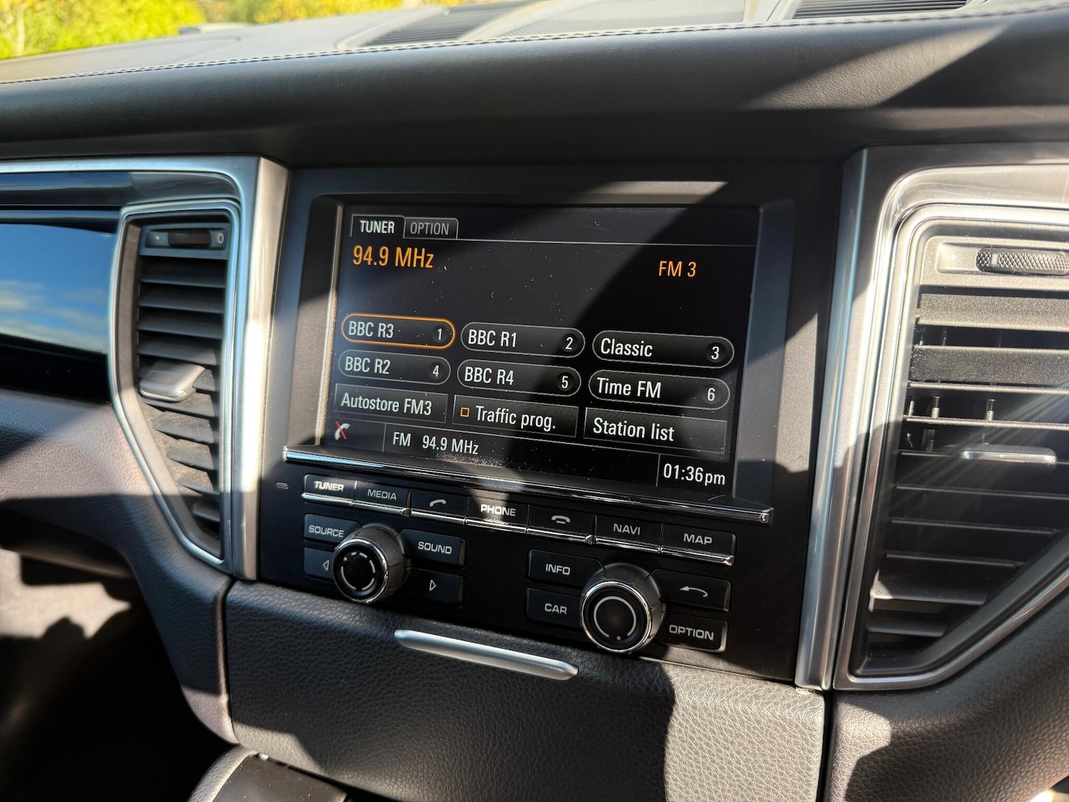 Used Porsche Macan 2014 for sale - 76282702: Photo 31