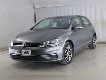 Used Volkswagen Golf 2018 for sale - 79576486: Photo