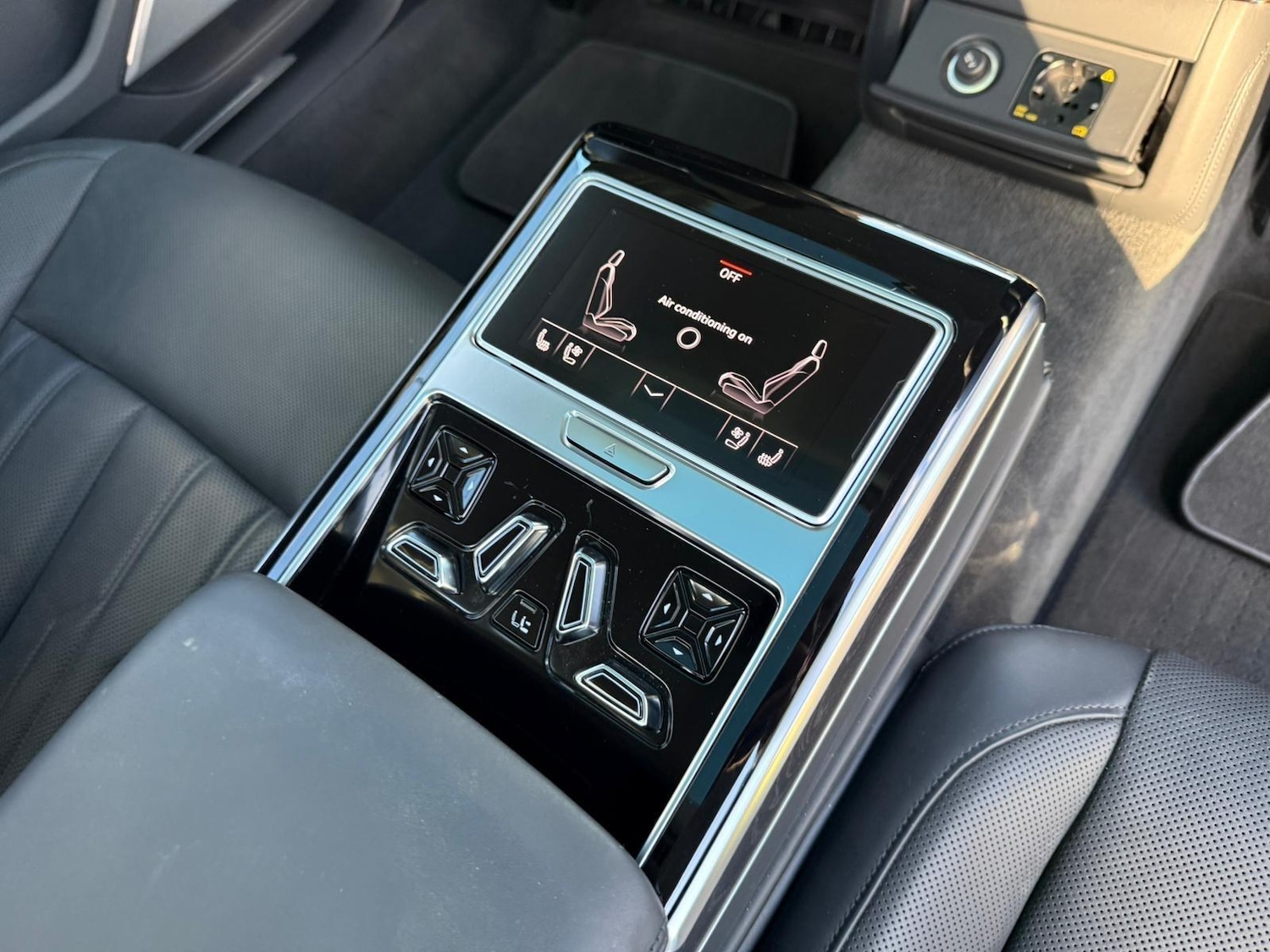 Used Audi A8 2017 for sale - 77267650: Photo 29