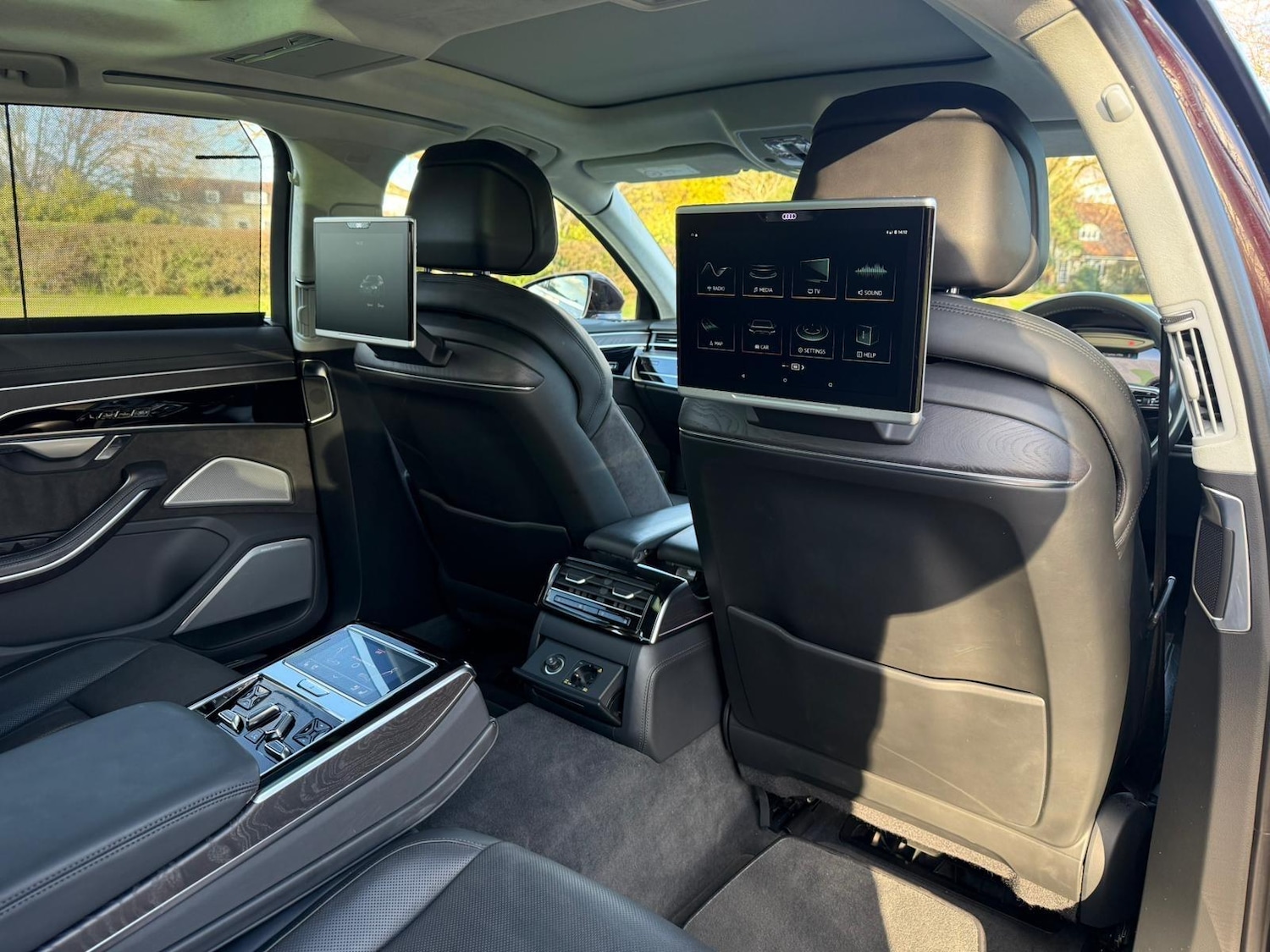 Used Audi A8 2017 for sale - 77267650: Photo 33