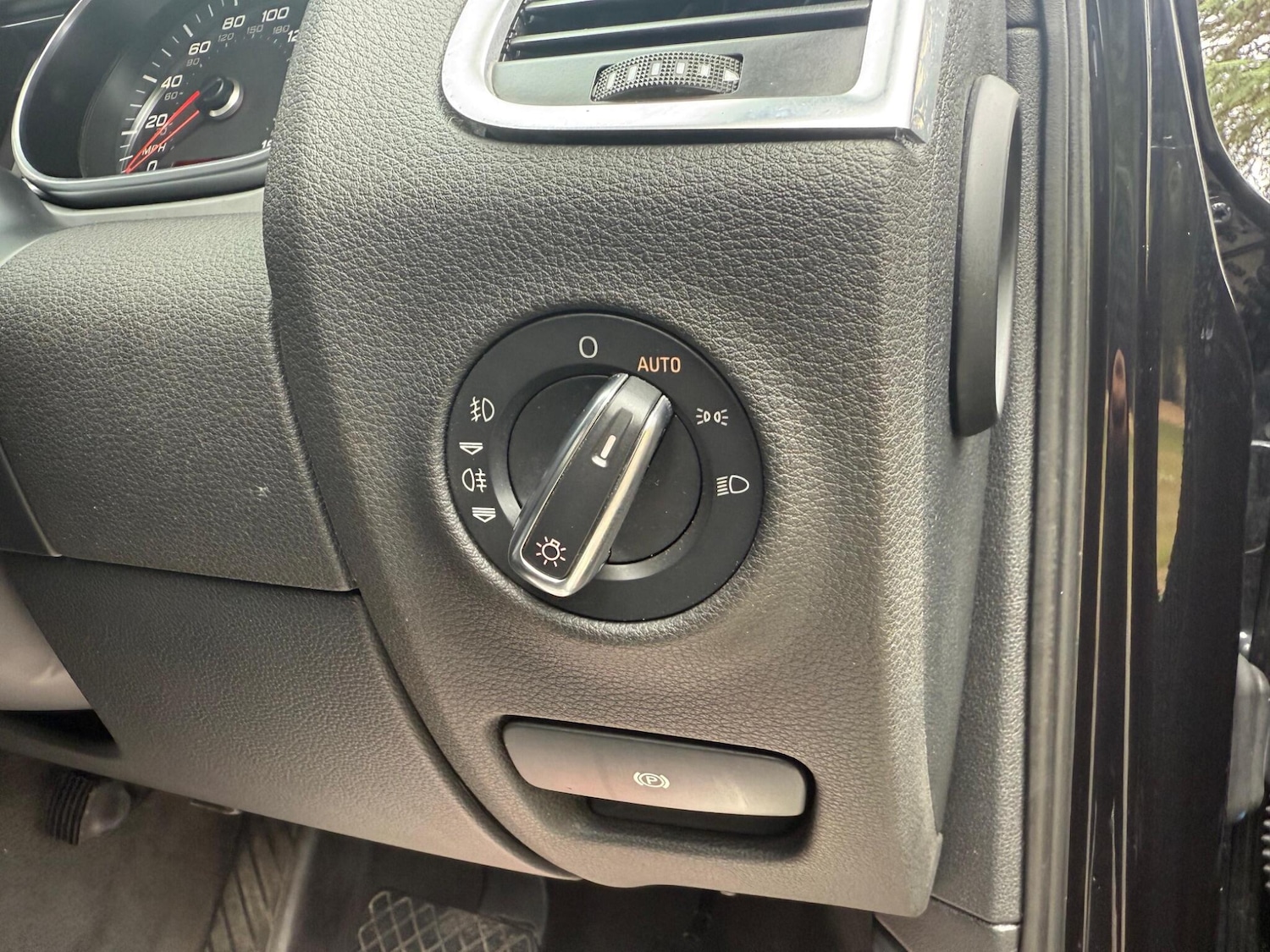 Used Audi Q7 2009 for sale - 75808918: Photo 24