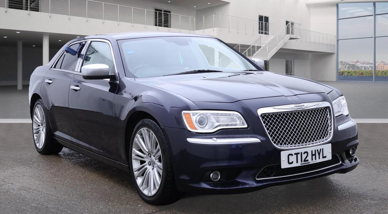 Used Chrysler 300C 2012 for sale - 76743160: Photo 1