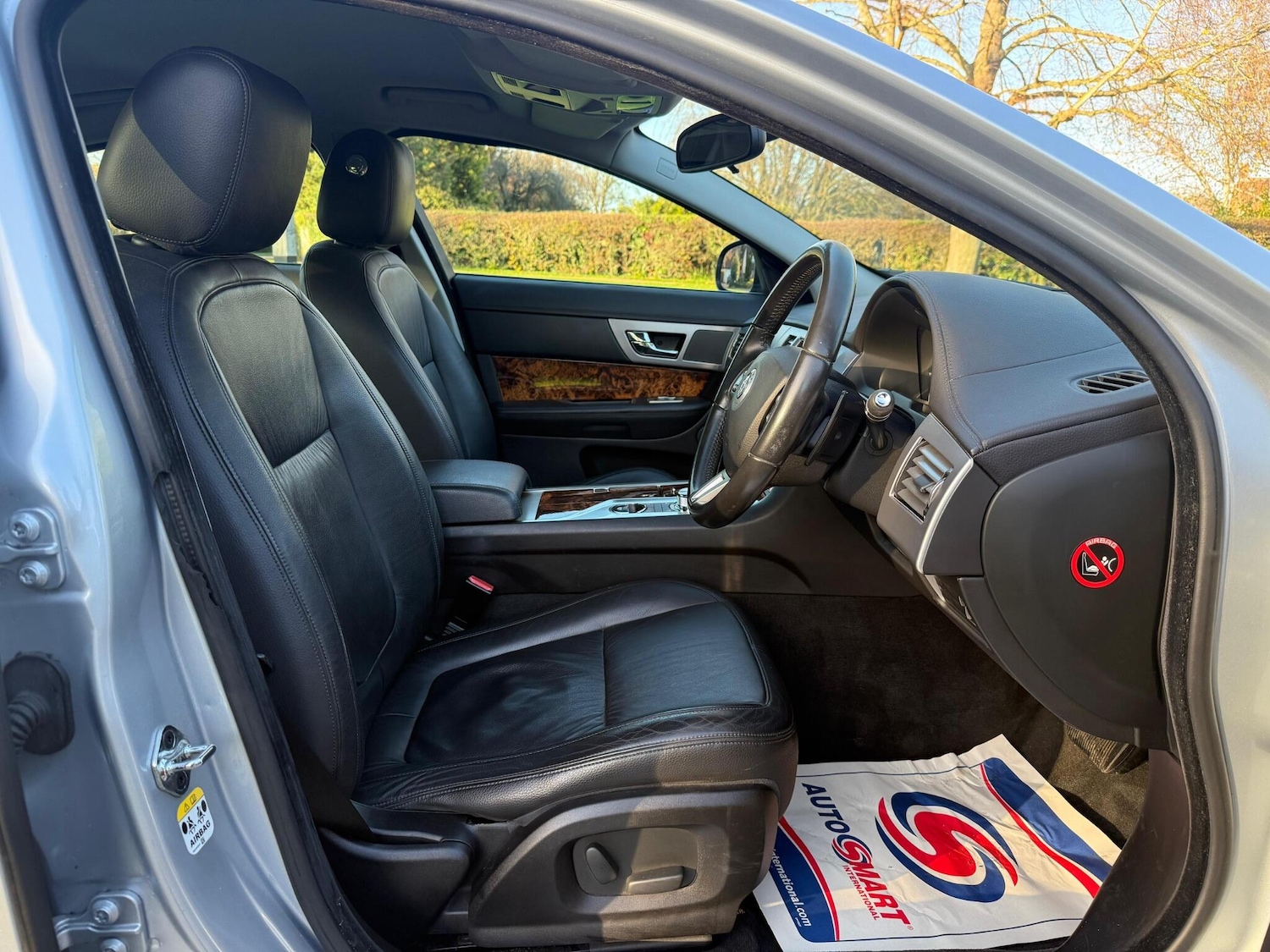 Used Jaguar XF 2010 for sale - 77351868: Photo 10