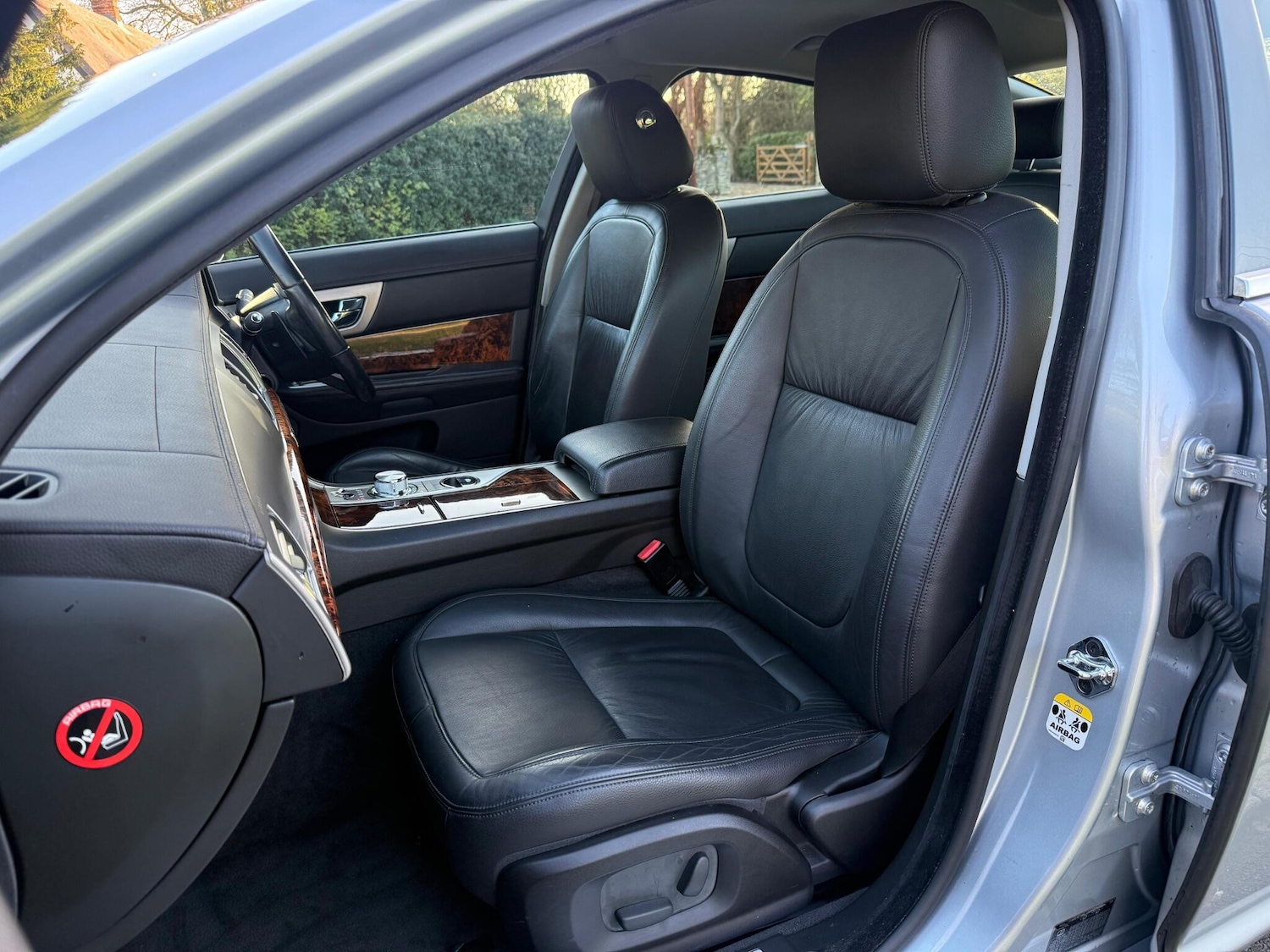 Used Jaguar XF 2010 for sale - 77351868: Photo 13