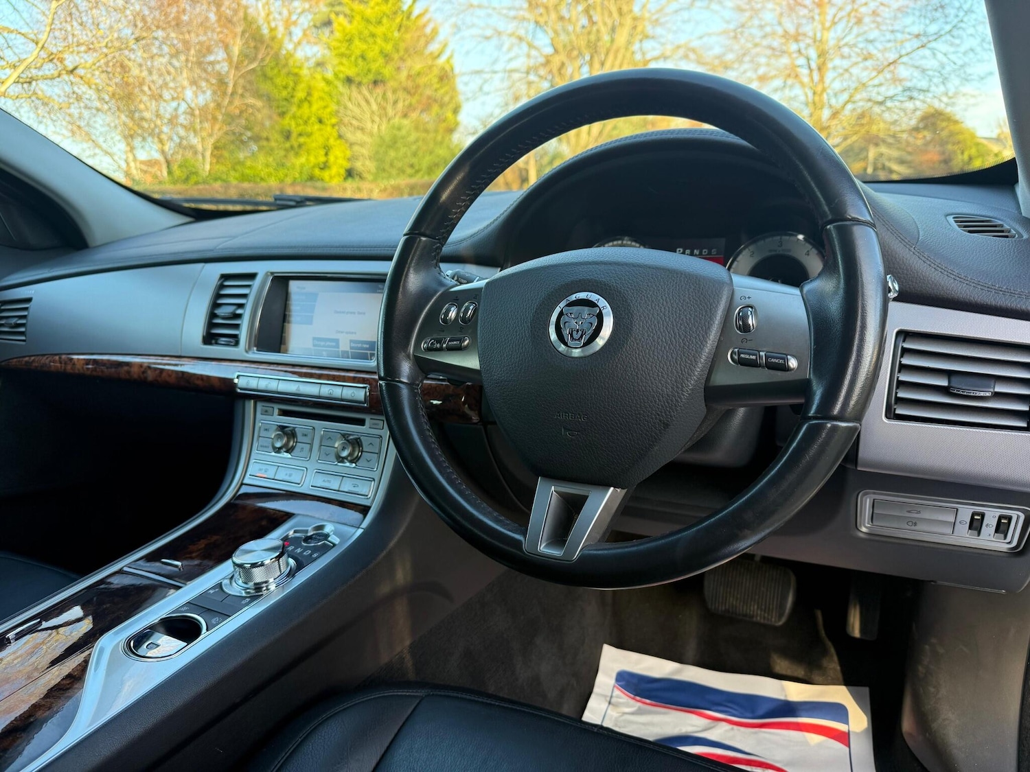 Used Jaguar XF 2010 for sale - 77351868: Photo 25