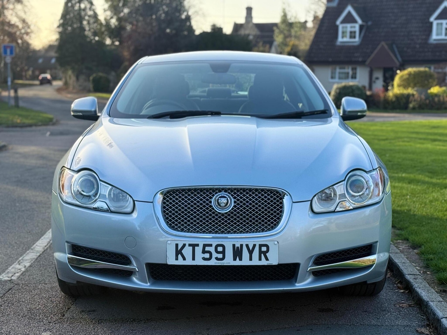 Used Jaguar XF 2010 for sale - 77351868: Photo 7