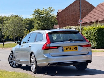 Used Volvo V90 2018 for sale - 79012208: Photo