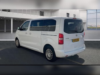 Used Toyota PROACE CITY Verso 2019 for sale - 76059813: Photo