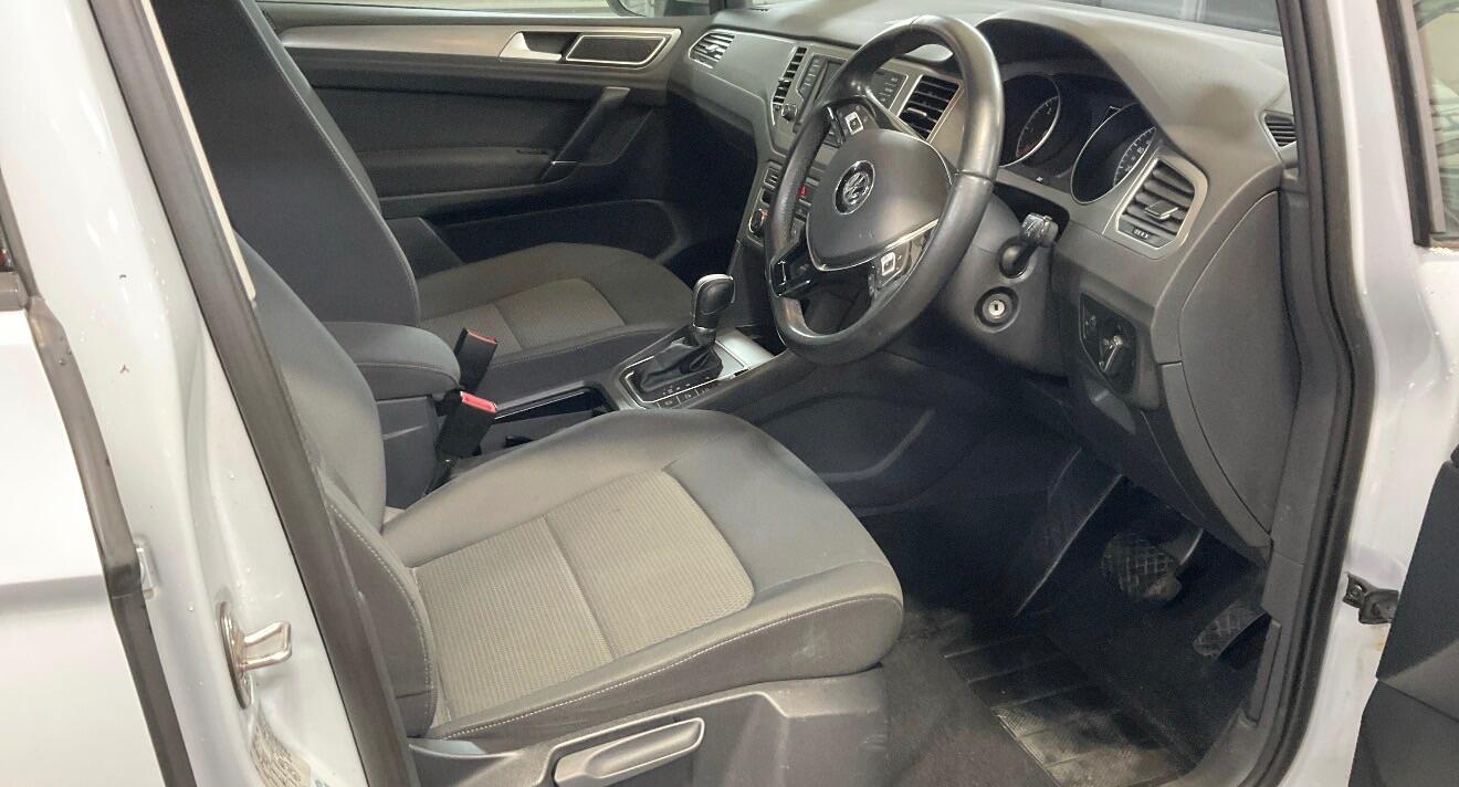 Used Volkswagen Golf SV 2017 for sale - 77646252: Photo 4