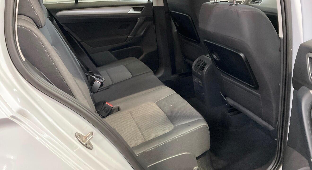 Used Volkswagen Golf SV 2017 for sale - 77646252: Photo 5