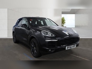 Used Porsche Cayenne 2016 for sale - 79324818: Photo