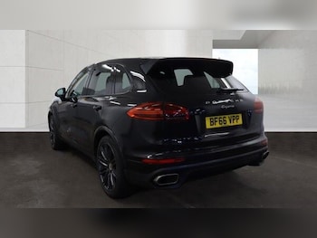 Used Porsche Cayenne 2016 for sale - 79324818: Photo