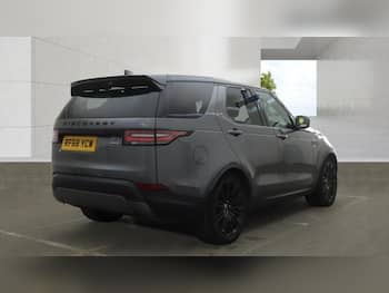 Used Land Rover Discovery 2018 for sale - 79830707: Photo