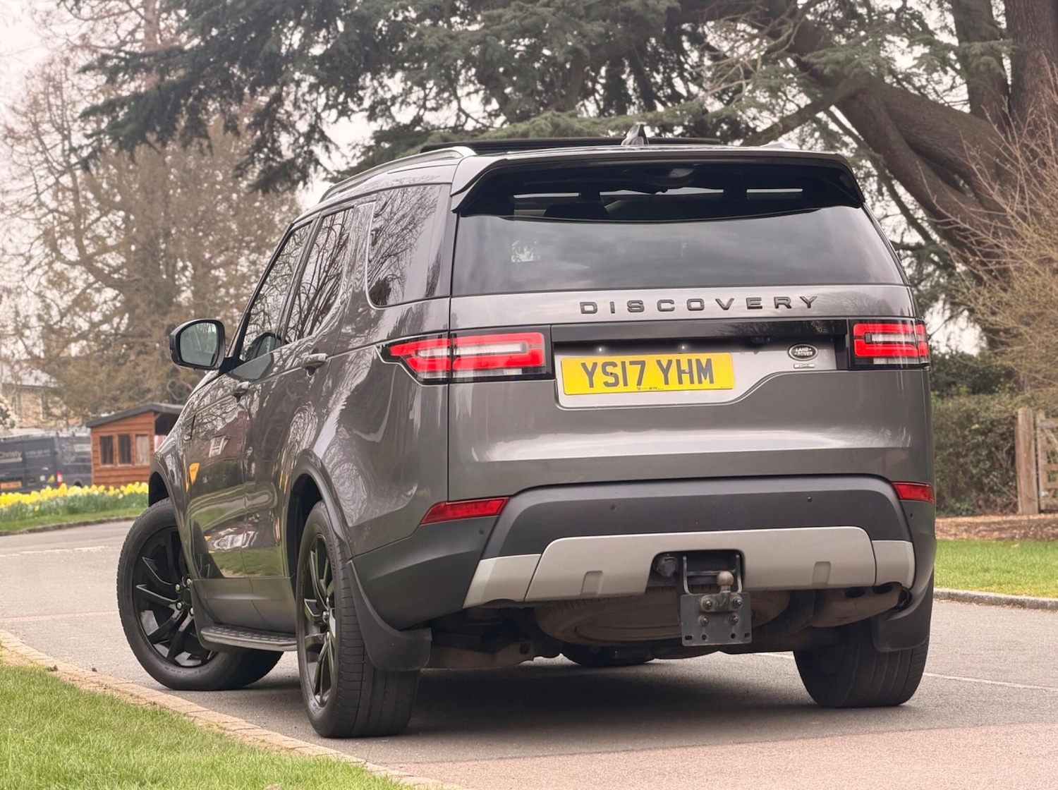 Used Land Rover Discovery 2017 for sale - 78006528: Photo 2