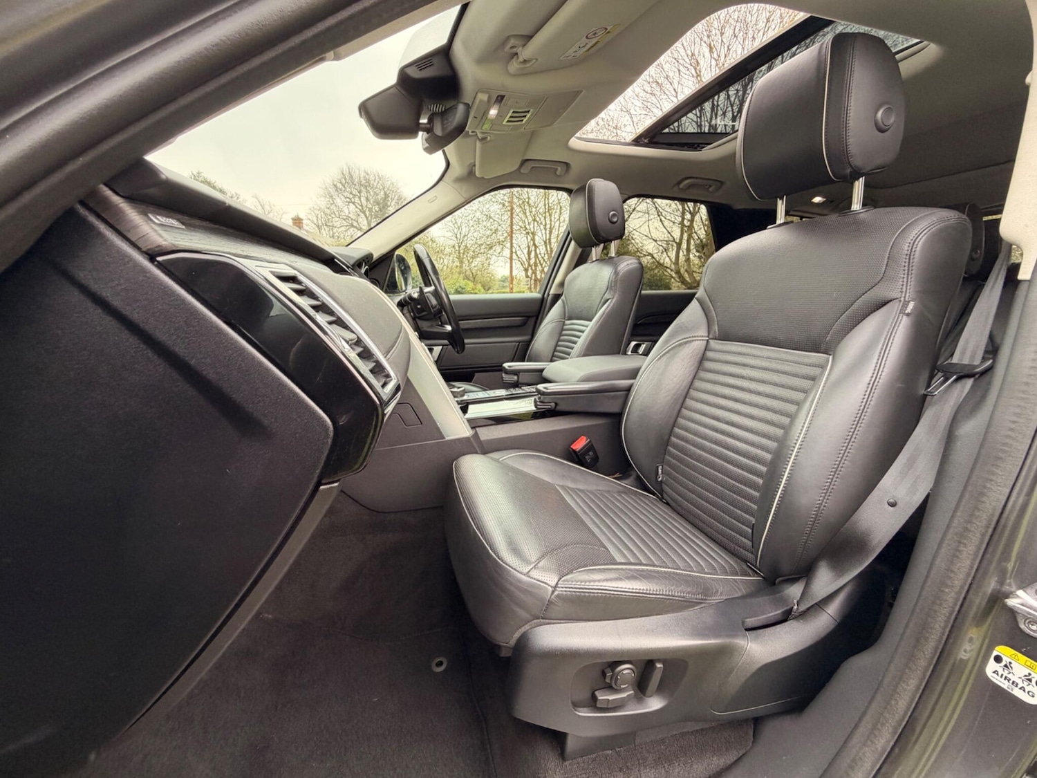 Used Land Rover Discovery 2017 for sale - 78006528: Photo 22