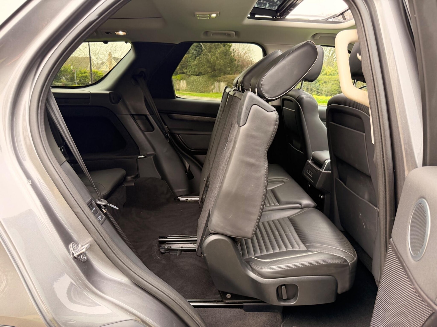 Used Land Rover Discovery 2017 for sale - 78006528: Photo 29