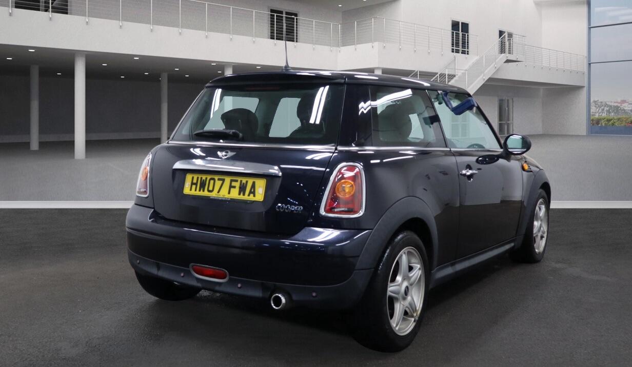 Used MINI Hatch 2007 for sale - 77351903: Photo 2