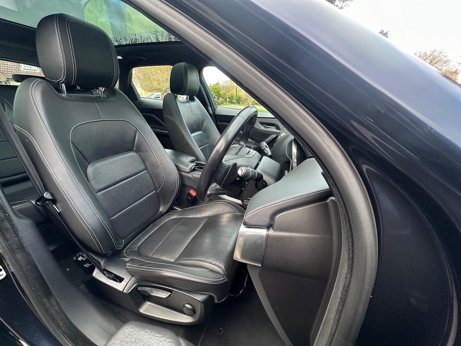 Used Jaguar F-Pace 2017 for sale - 76991910: Photo 13