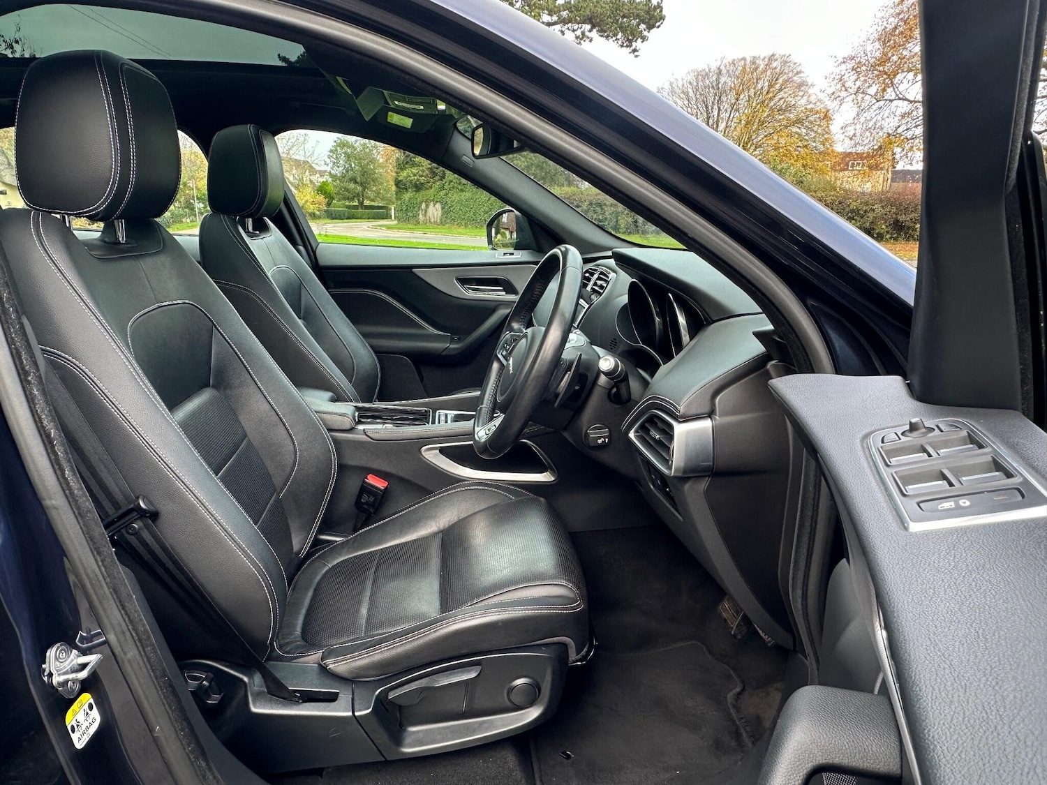 Used Jaguar F-Pace 2017 for sale - 76991910: Photo 14