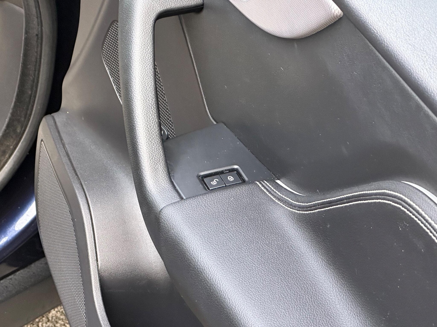 Used Jaguar F-Pace 2017 for sale - 76991910: Photo 18