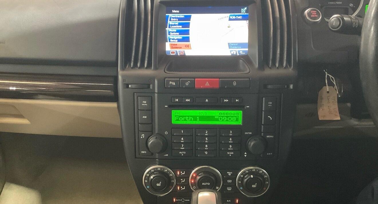 Used Land Rover Freelander 2011 for sale - 78086968: Photo 11