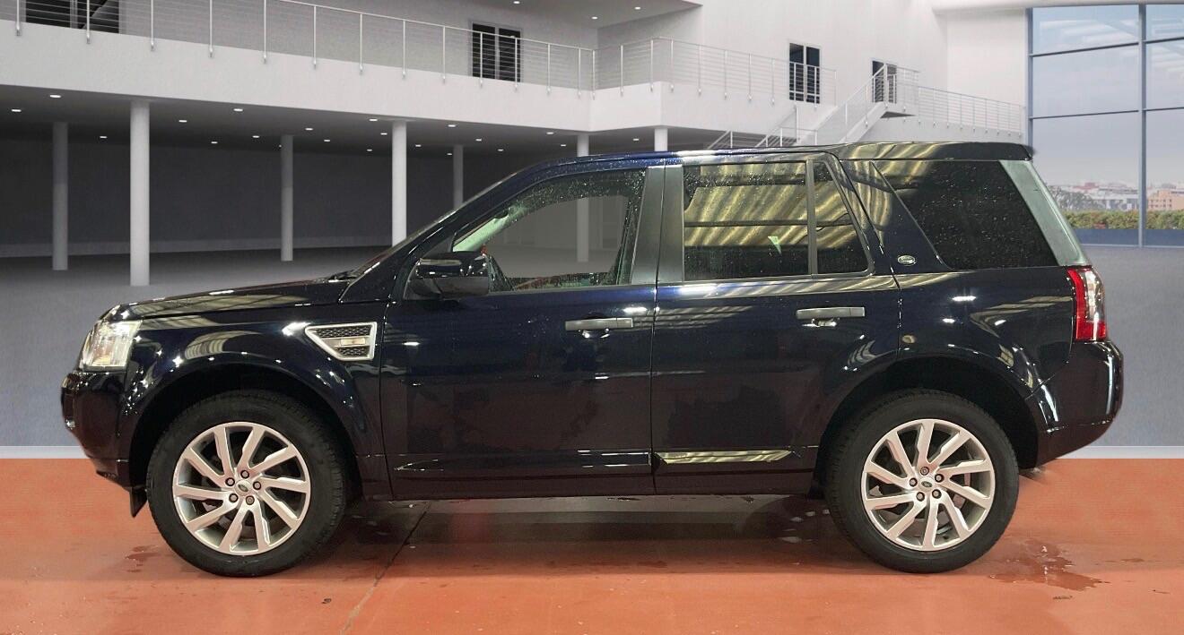 Used Land Rover Freelander 2011 for sale - 78086968: Photo 6
