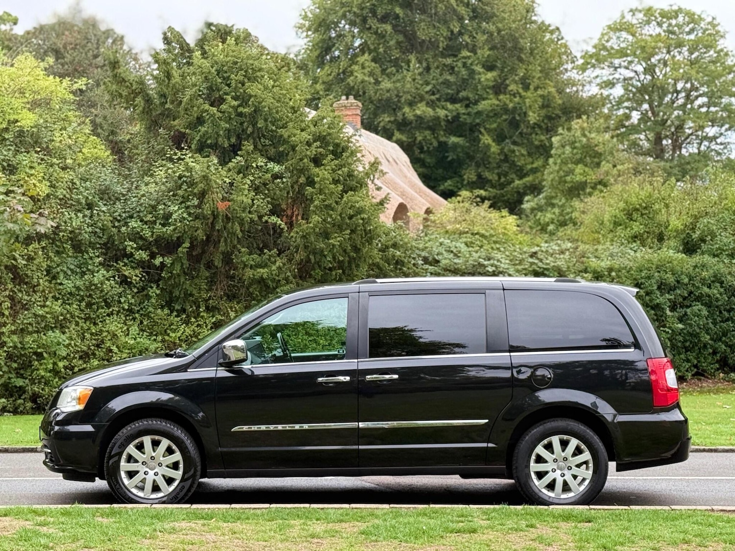 Used Chrysler Grand Voyager 2011 for sale - 77175244: Photo 7