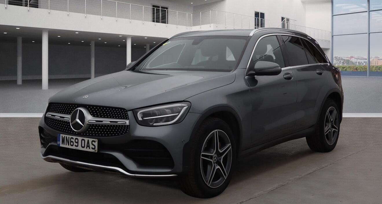 Used Mercedes-Benz GLC 2019 for sale - 76307699: Photo 2