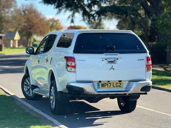 Used Mitsubishi L200 2017 for sale - 76060945: Photo