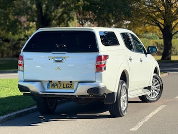 Used Mitsubishi L200 2017 for sale - 76060945: Photo