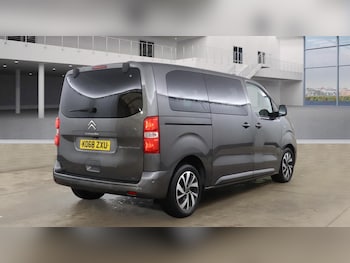 Used Citroen Space Tourer 2019 for sale - 76715011: Photo