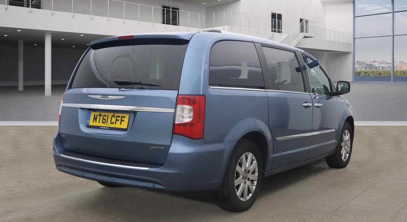 Used Chrysler Grand Voyager 2011 for sale - 76537931: Photo 2